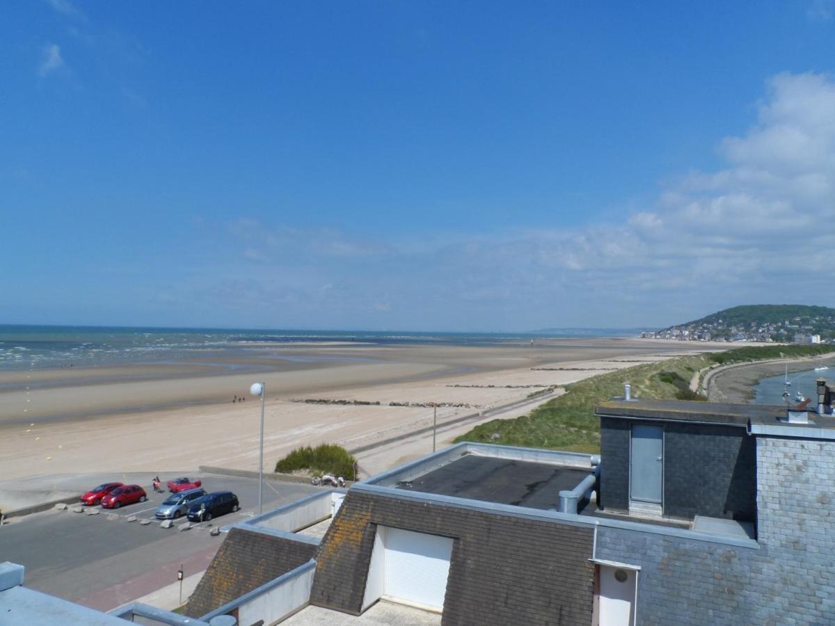 Appartement Avec Terrasse Panoramique, Acceptant Les Animaux, Parking - Fr-1-487-281 Cabourg Exterior photo