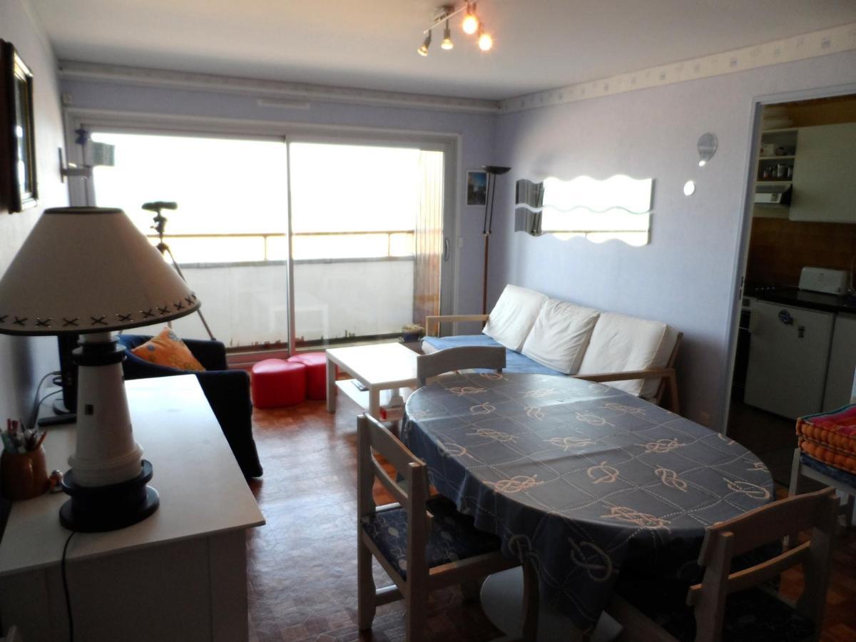 Appartement Avec Terrasse Panoramique, Acceptant Les Animaux, Parking - Fr-1-487-281 Cabourg Exterior photo